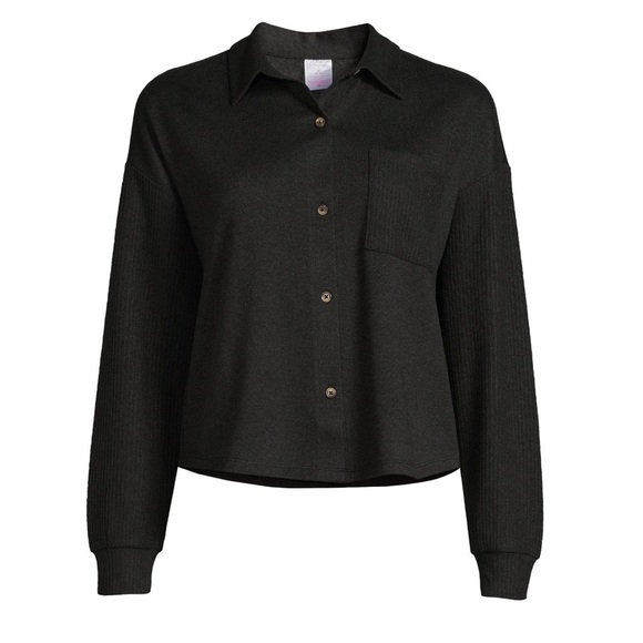 Junior’s Knit Shirt - Picture 3 of 5